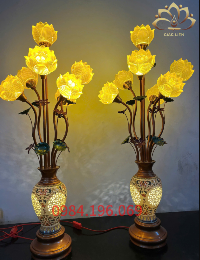 Đôi Đèn đồng đỏ ngũ sắc mẫu 11.png